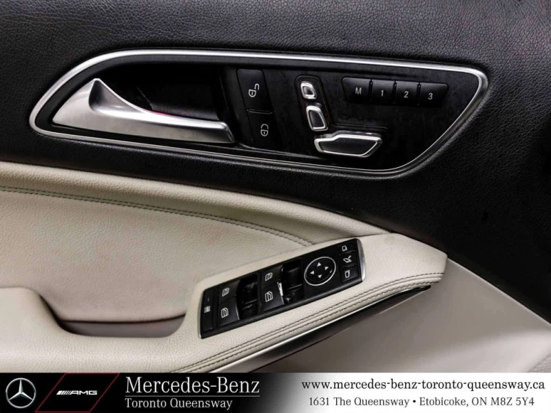 Mercedes-Benz GLA * GLA250 4M * CARFAX * ЦЕНА ДО БГ, снимка 12 - Автомобили и джипове - 53125599