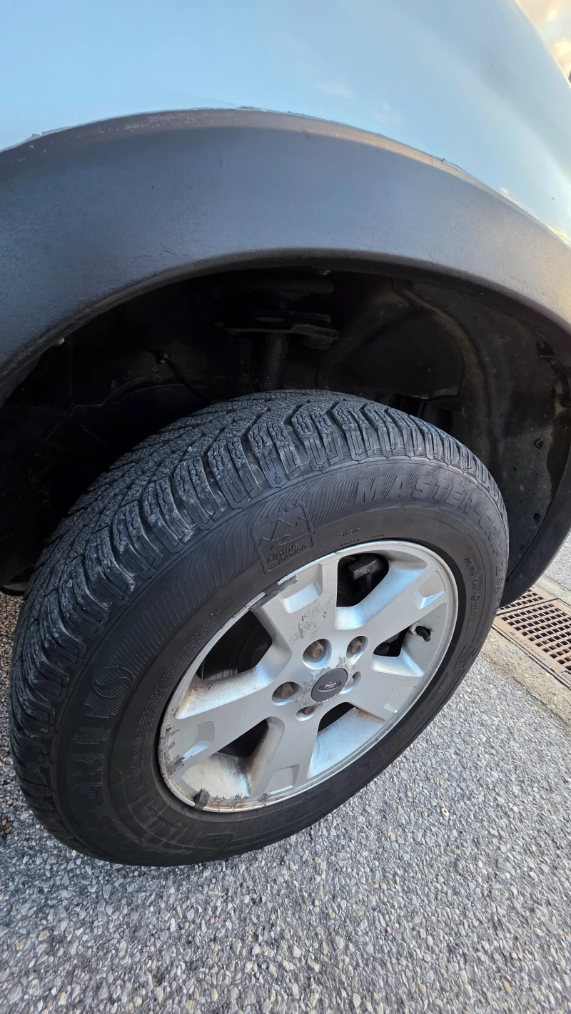 Ford Maverick, снимка 12 - Автомобили и джипове - 53305004