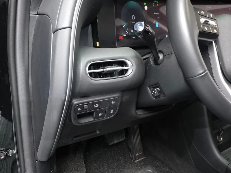 Hyundai Palisade Gasoline 2.5T 2WD 7-Seater| 281к.с.| ВКЛ.ТЕХНОТЕСТ, снимка 13 - Автомобили и джипове - 55119919