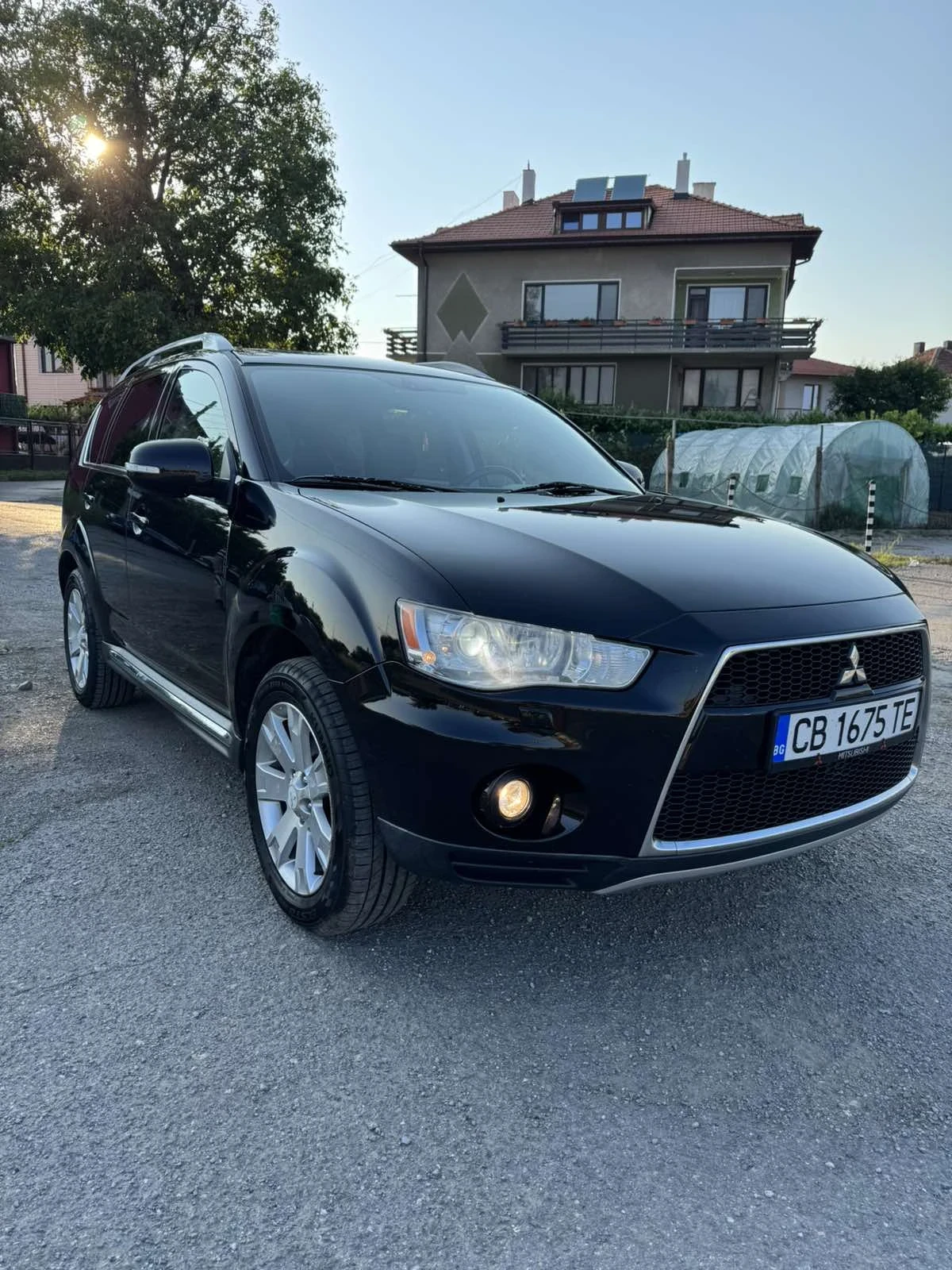 Mitsubishi Outlander  - изображение 2