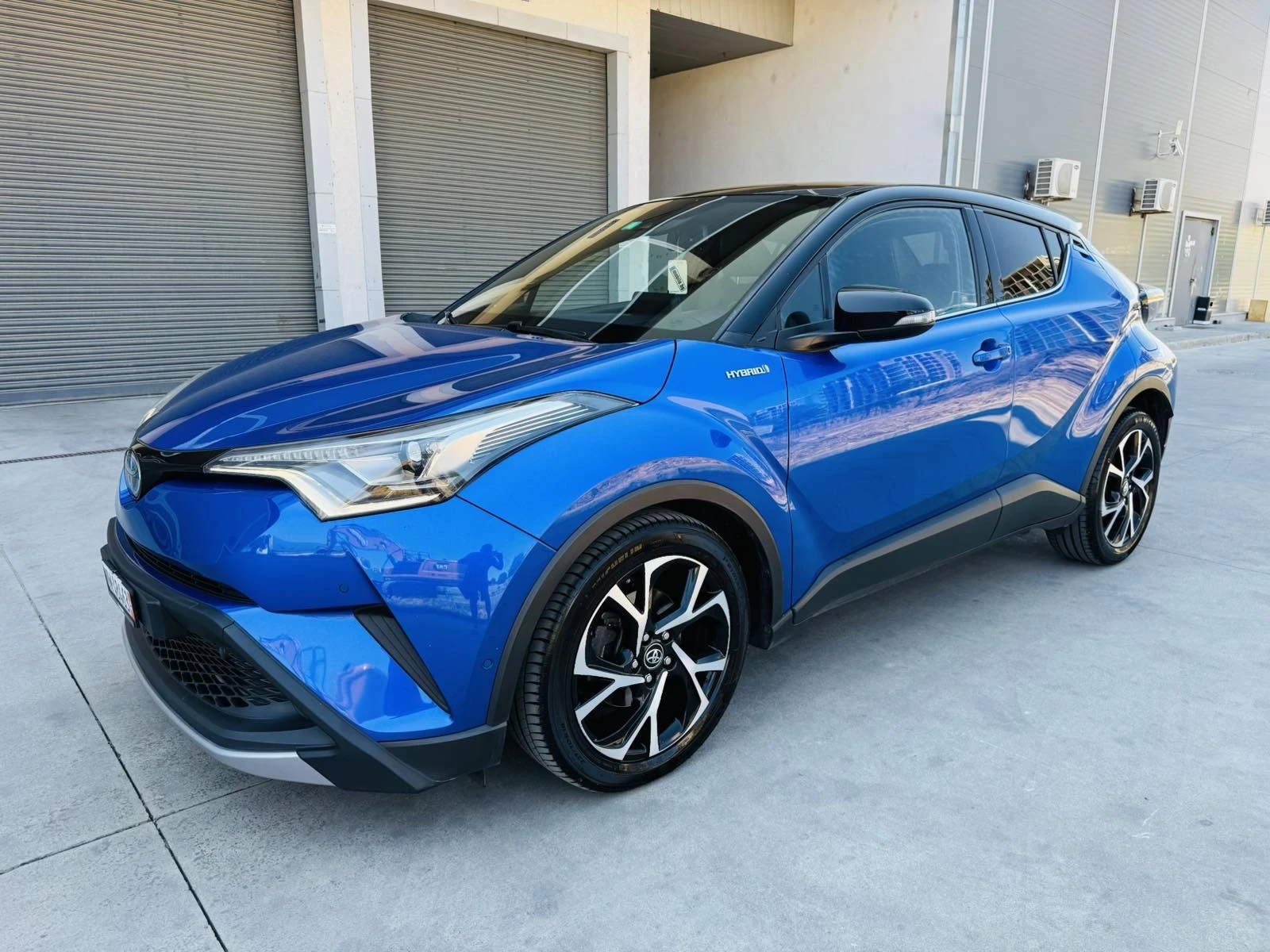 Toyota C-HR 1.8 HYBRID - изображение 2