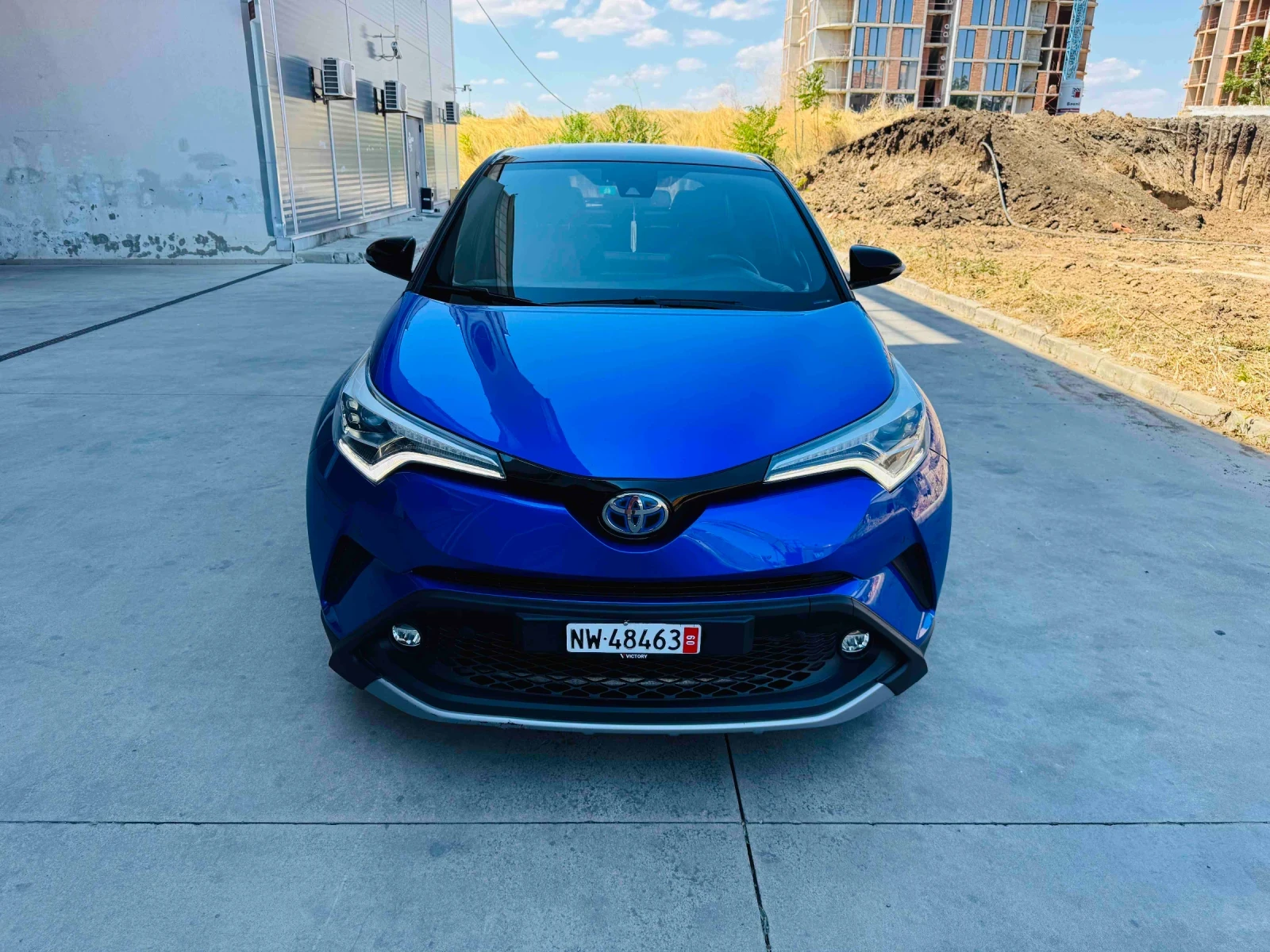 Toyota C-HR 1.8 HYBRID - изображение 3