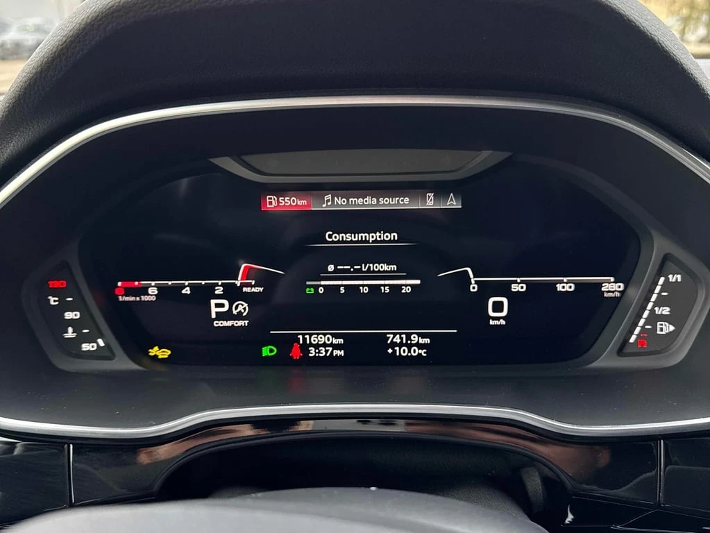 Audi Q3 * Technik * CARFAX * БЕЗ ПЪРВОНАЧАЛНА ВНОСКА - изображение 8