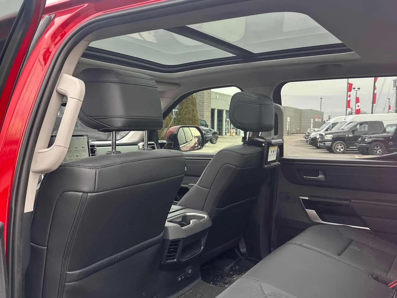 Toyota Tundra * Limited Hybrid * CARFAX * ОБДУХВАНЕ * ПАНО * ДИС, снимка 10 - Автомобили и джипове - 53994480