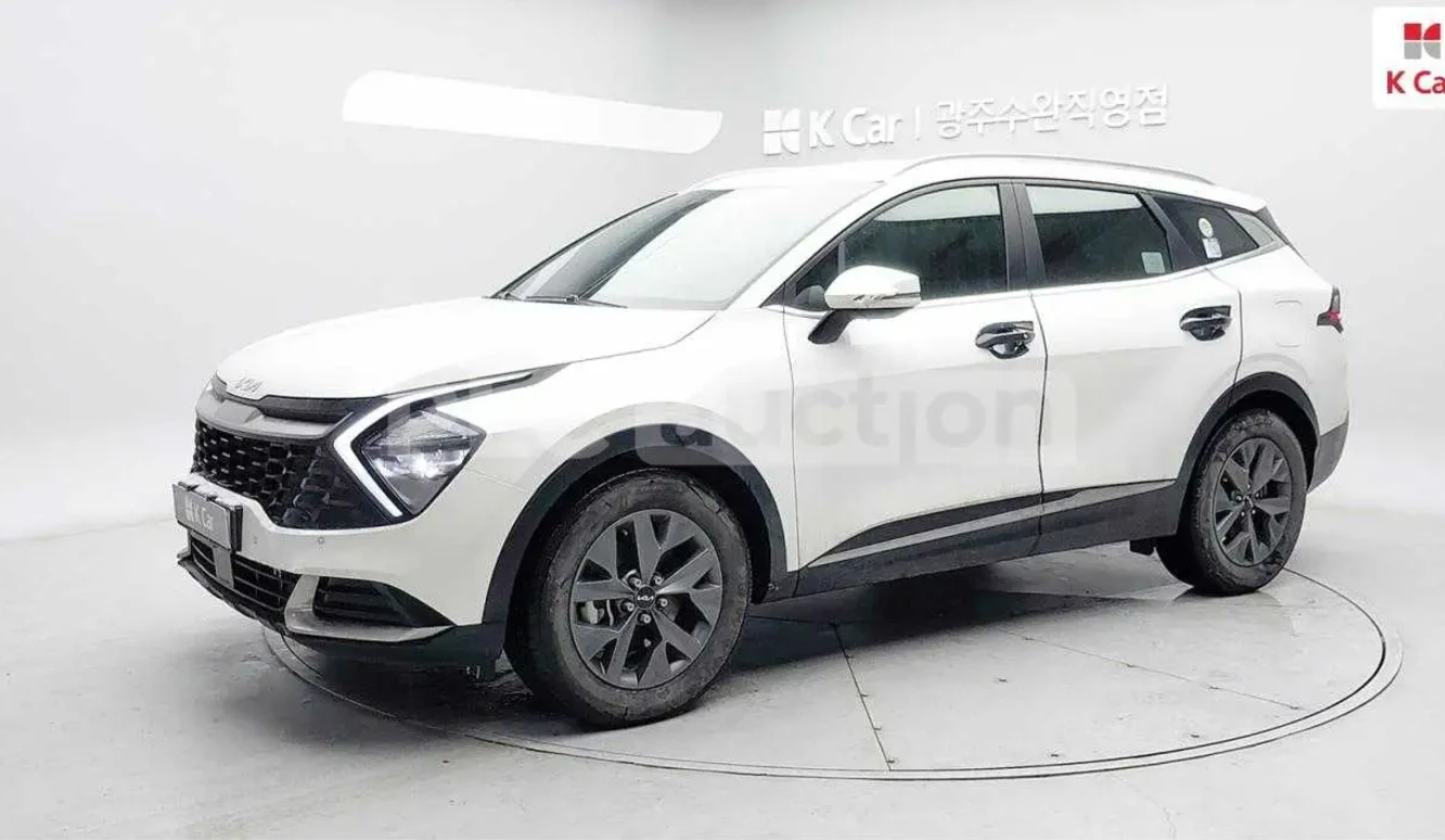 Kia Sportage 4x4* 360камери* Дистроник, снимка 3 - Автомобили и джипове - 54335751