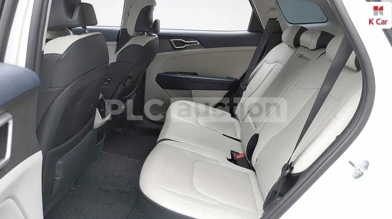 Kia Sportage 4x4* 360камери* Дистроник, снимка 12 - Автомобили и джипове - 54335751