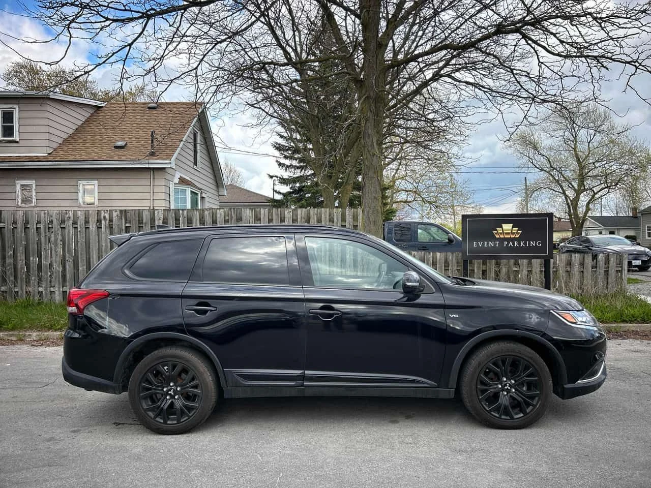 Mitsubishi Outlander * SE * ПОДГРЕВ * КАМЕРА * NAVI, снимка 3 - Автомобили и джипове - 54811780