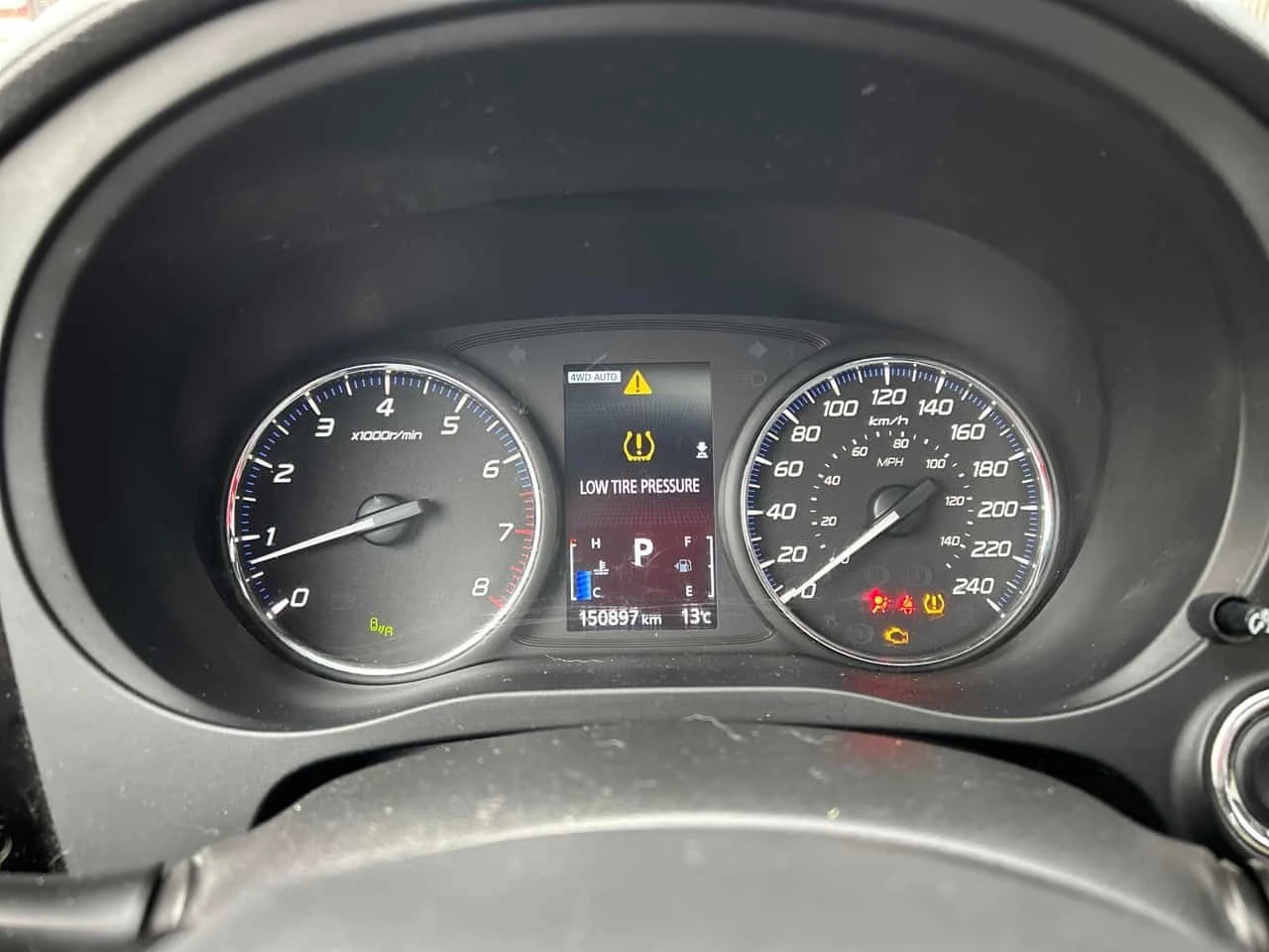 Mitsubishi Outlander * SE * ПОДГРЕВ * КАМЕРА * NAVI, снимка 8 - Автомобили и джипове - 54811780