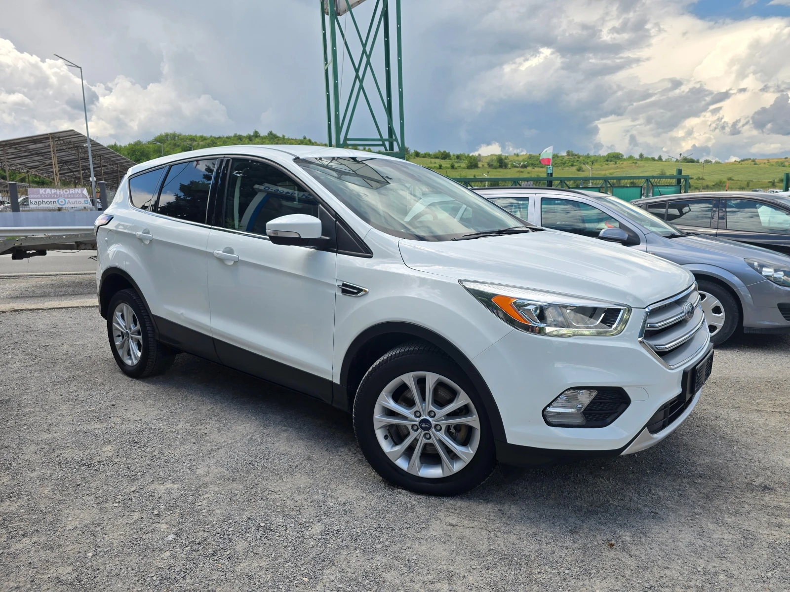 Ford Kuga 1.5DCi-Navi, Led, 100000km., снимка 3 - Автомобили и джипове - 54944406