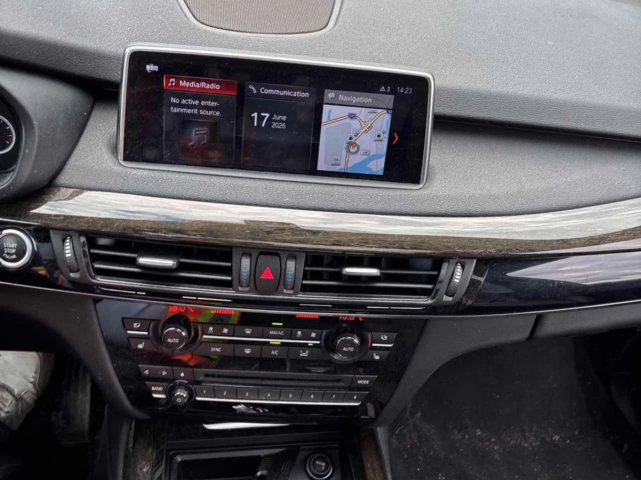 BMW X5 * xDrive35i * CARFAX * БЕЗ ПЪРВОНАЧАЛНА ВНОСКА, снимка 9 - Автомобили и джипове - 54967739