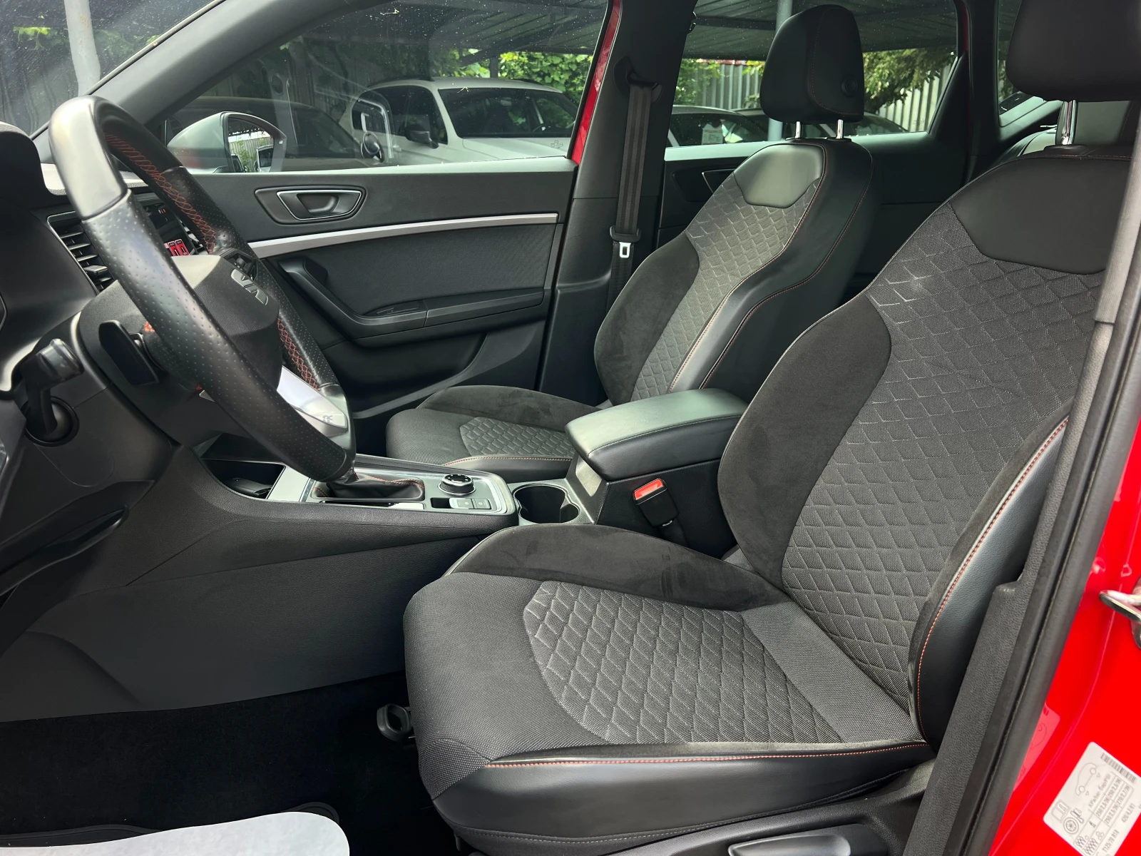 Seat Ateca 2.0 TSI FR 4x4, снимка 11 - Автомобили и джипове - 55006285