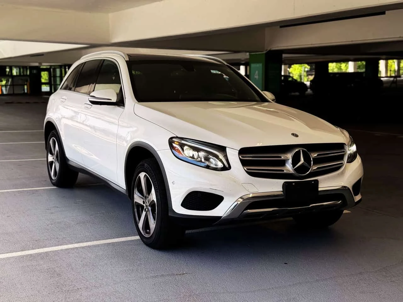 Mercedes-Benz GLC 300 PANO| ПОДГРЕВИ| ПАМЕТ| 2 КЛЮЧА| , снимка 3 - Автомобили и джипове - 55032783