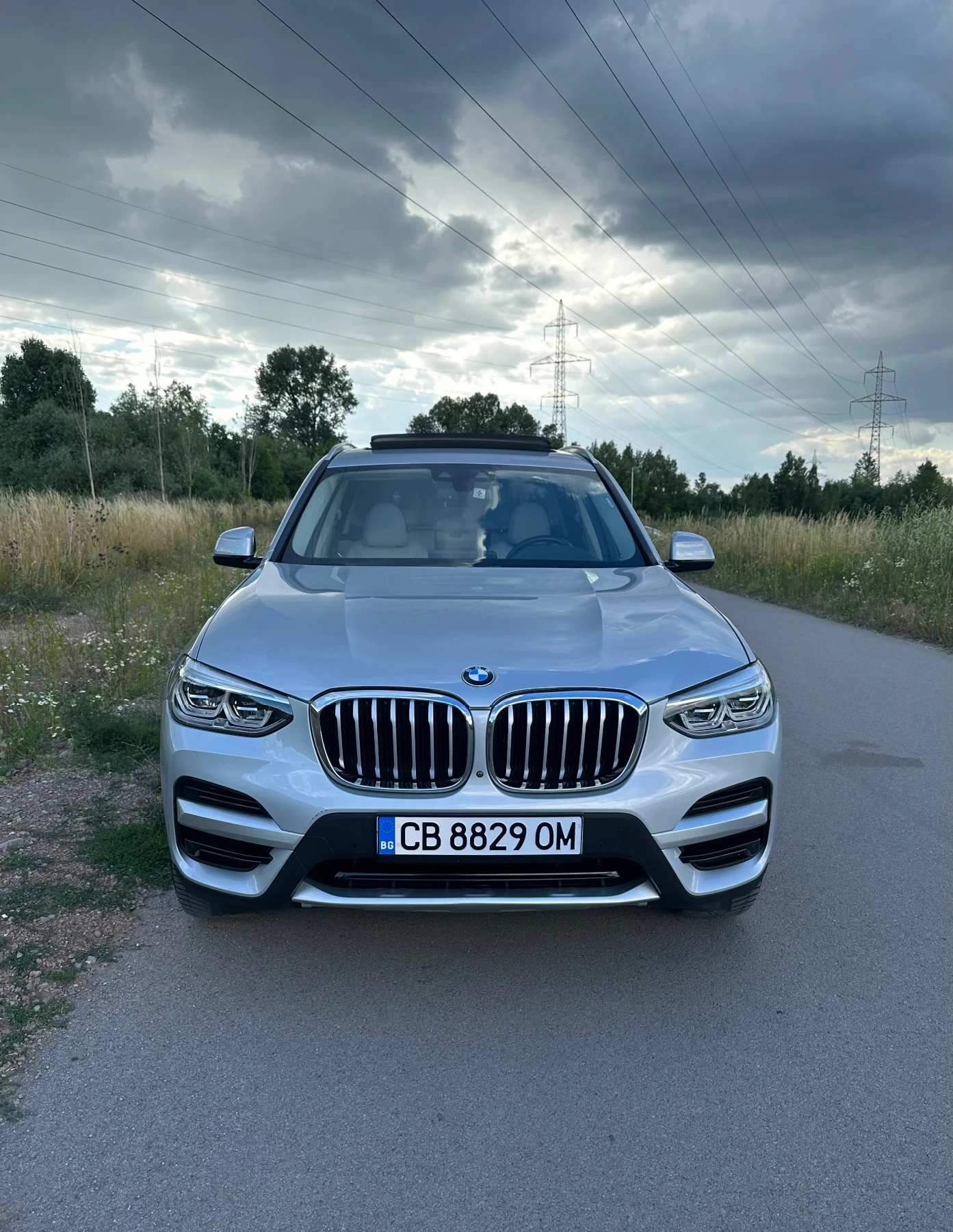 BMW X3 FULL/ПАНОРАМА/360/KEYLESS/МЪРТВА ТОЧКА/ПАМЕТ/HUD, снимка 3 - Автомобили и джипове - 55174995