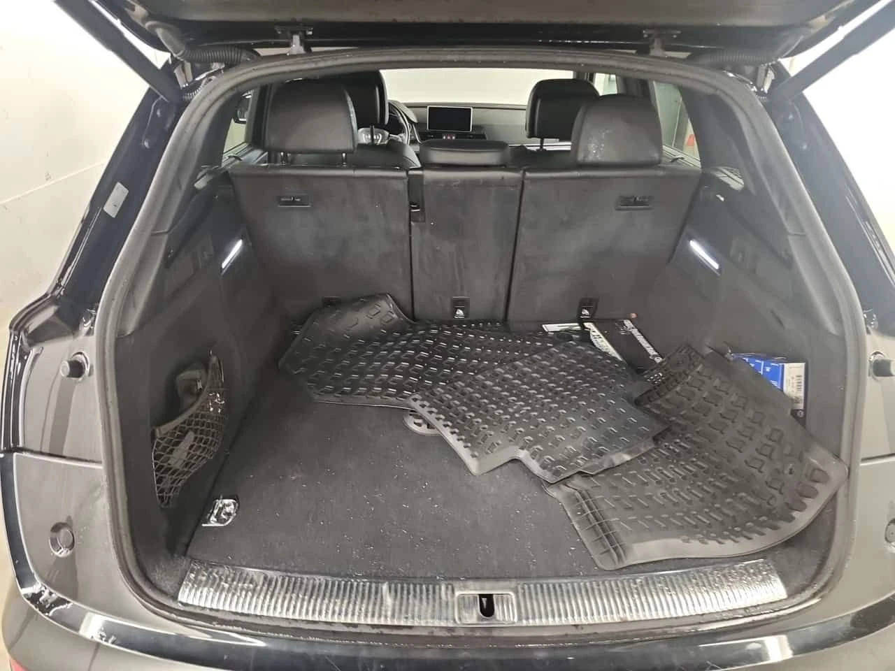 Audi Q5 * TECHNIK * CARFAX * БЕЗ ПЪРВОНАЧАЛНА ВНОСКА, снимка 14 - Автомобили и джипове - 55286102