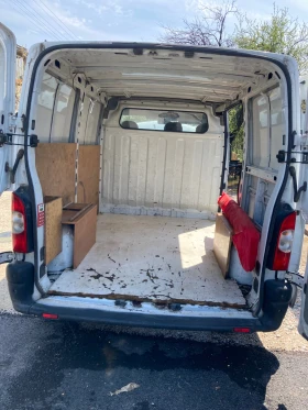 Nissan Interstar Товарен, снимка 6