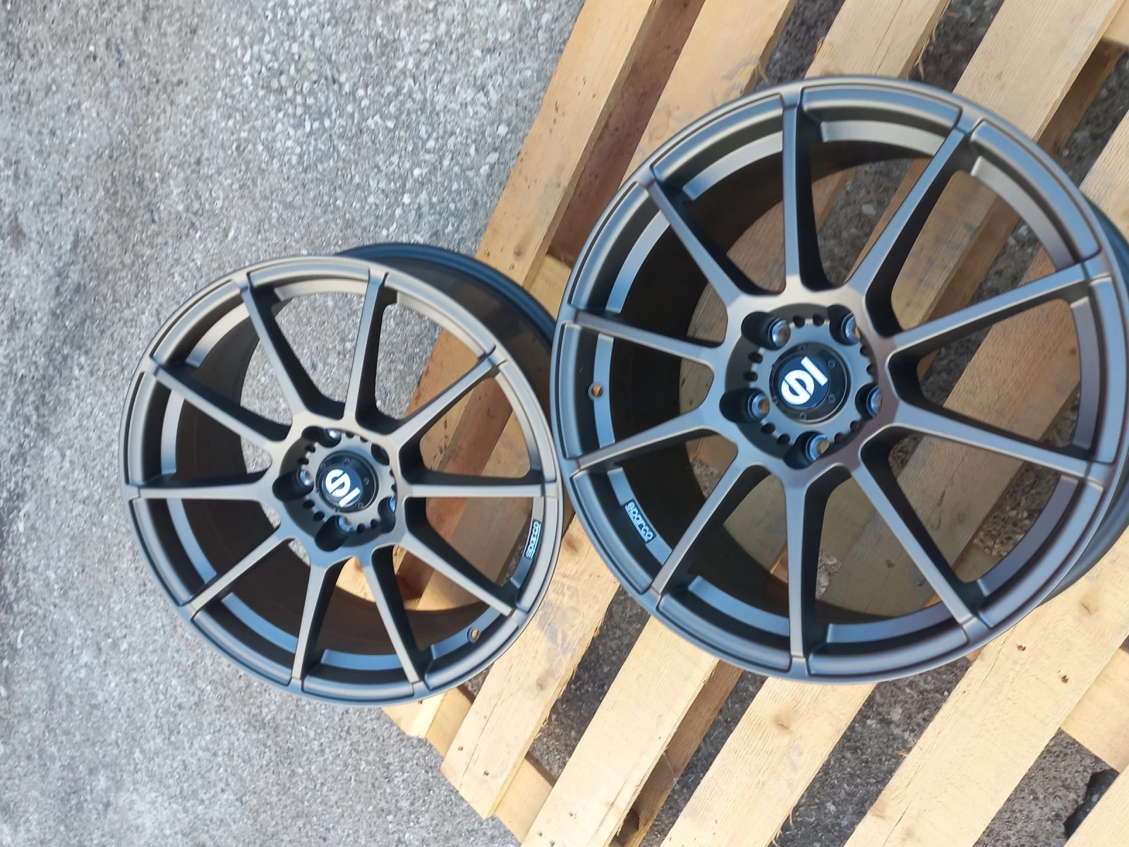   Volvo | Mobile.bg   3