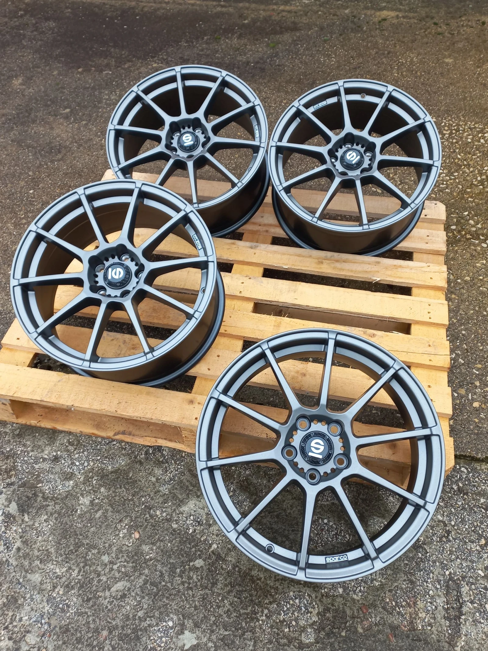 ������ �� Volvo | Mobile.bg � ����������� 9