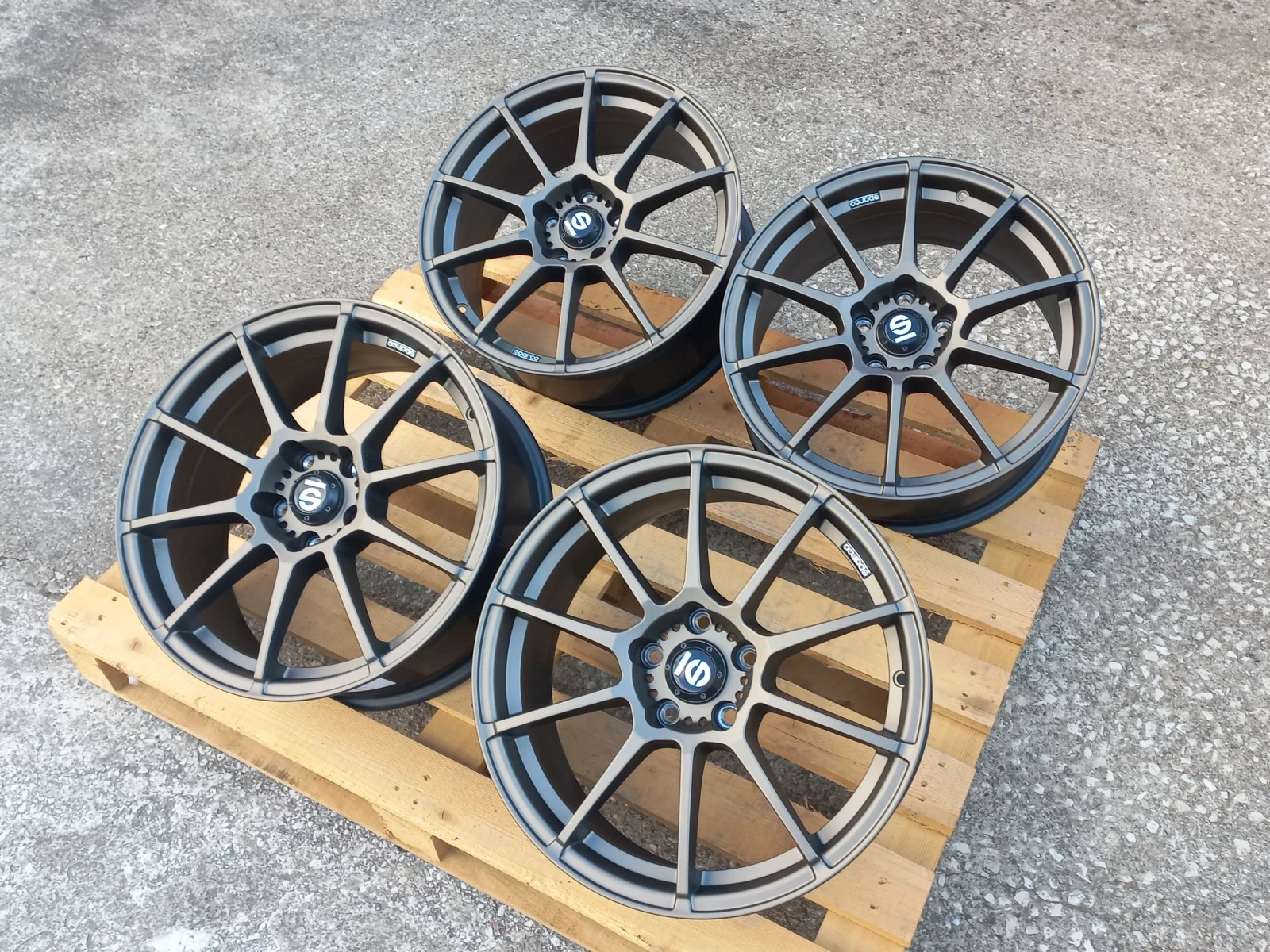   Volvo | Mobile.bg   5