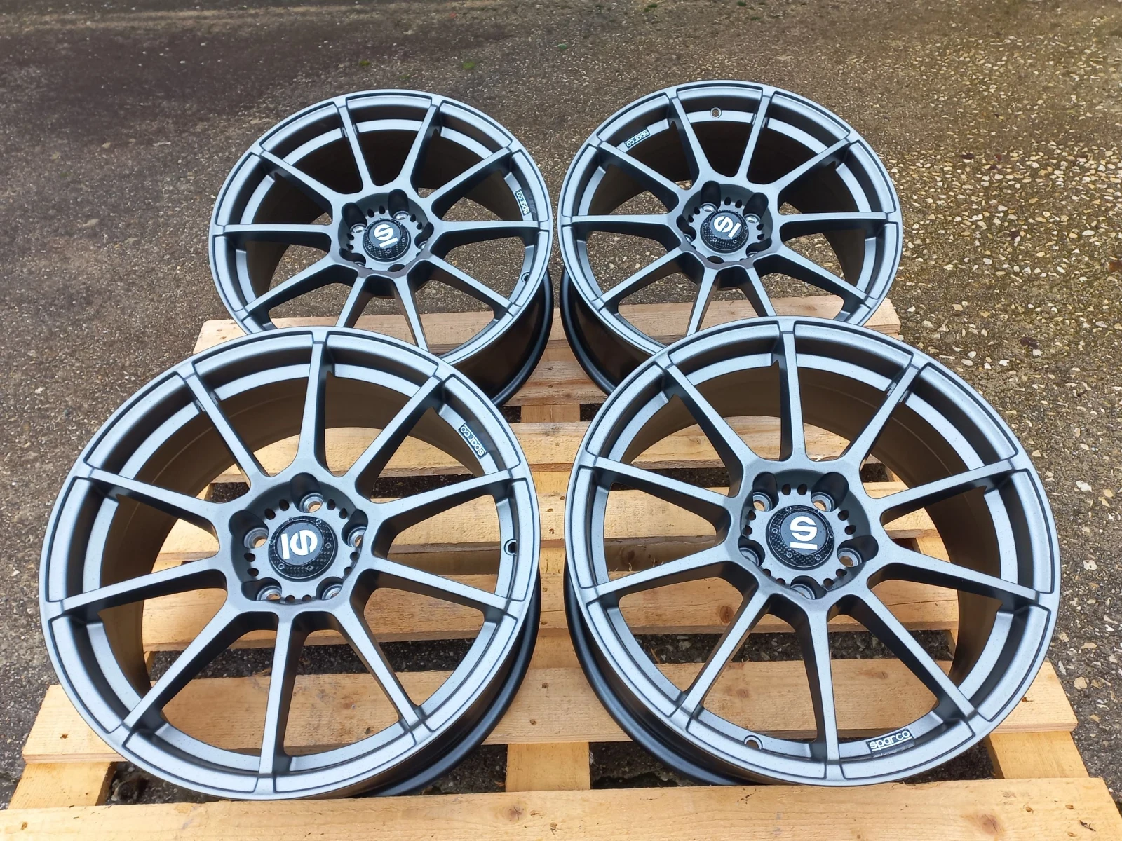 ������ �� Volvo | Mobile.bg � ����������� 5