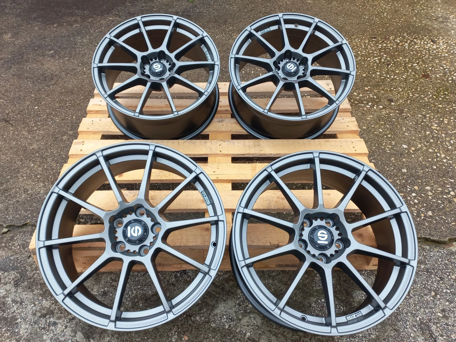 ������ �� Volvo | Mobile.bg � ����������� 12