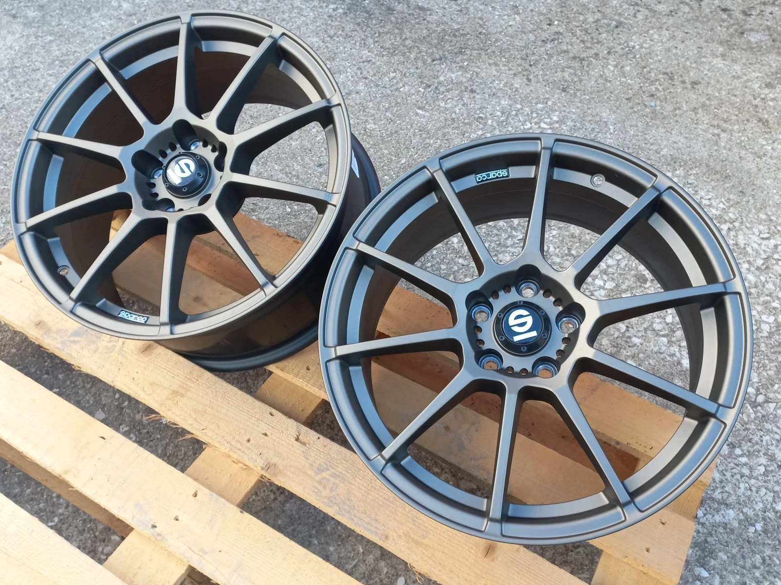   Volvo | Mobile.bg   1