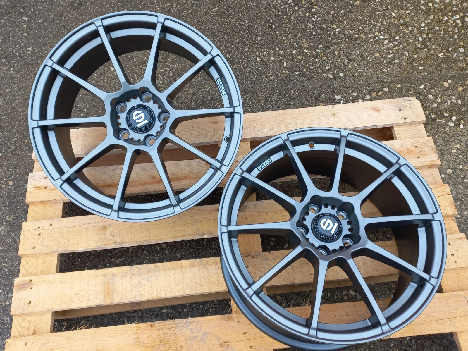 ������ �� Volvo | Mobile.bg � ����������� 3