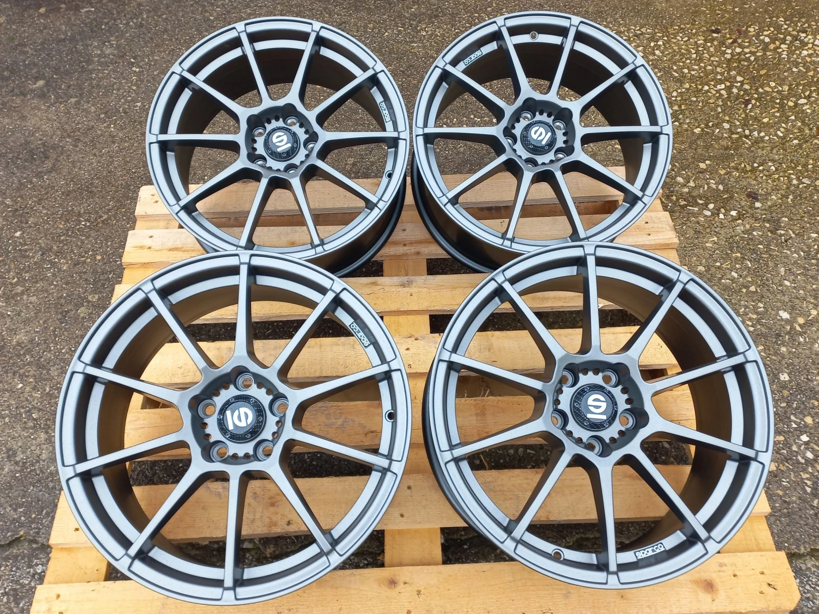 ������ �� Volvo | Mobile.bg � ����������� 14