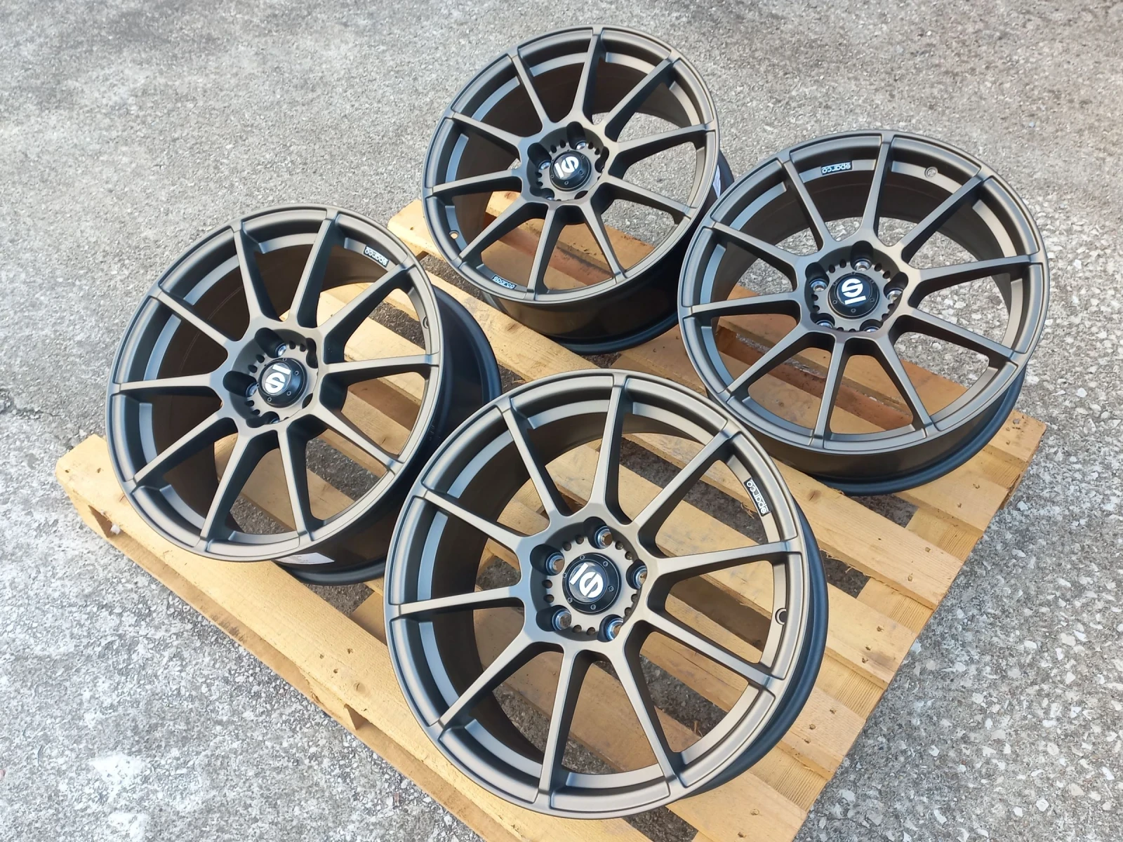   Volvo | Mobile.bg   6