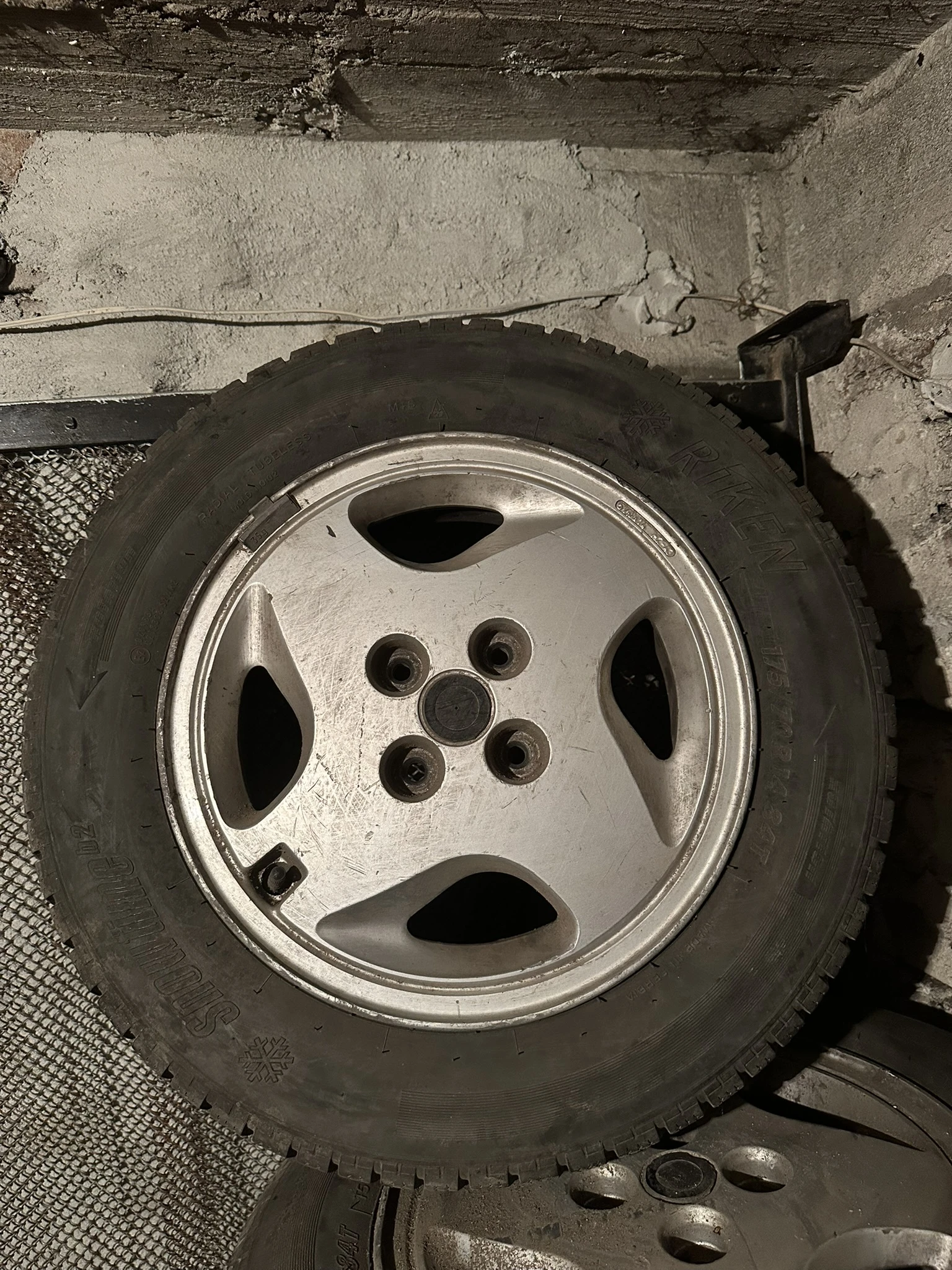    175/70R14  Fiat | Mobile.bg   1