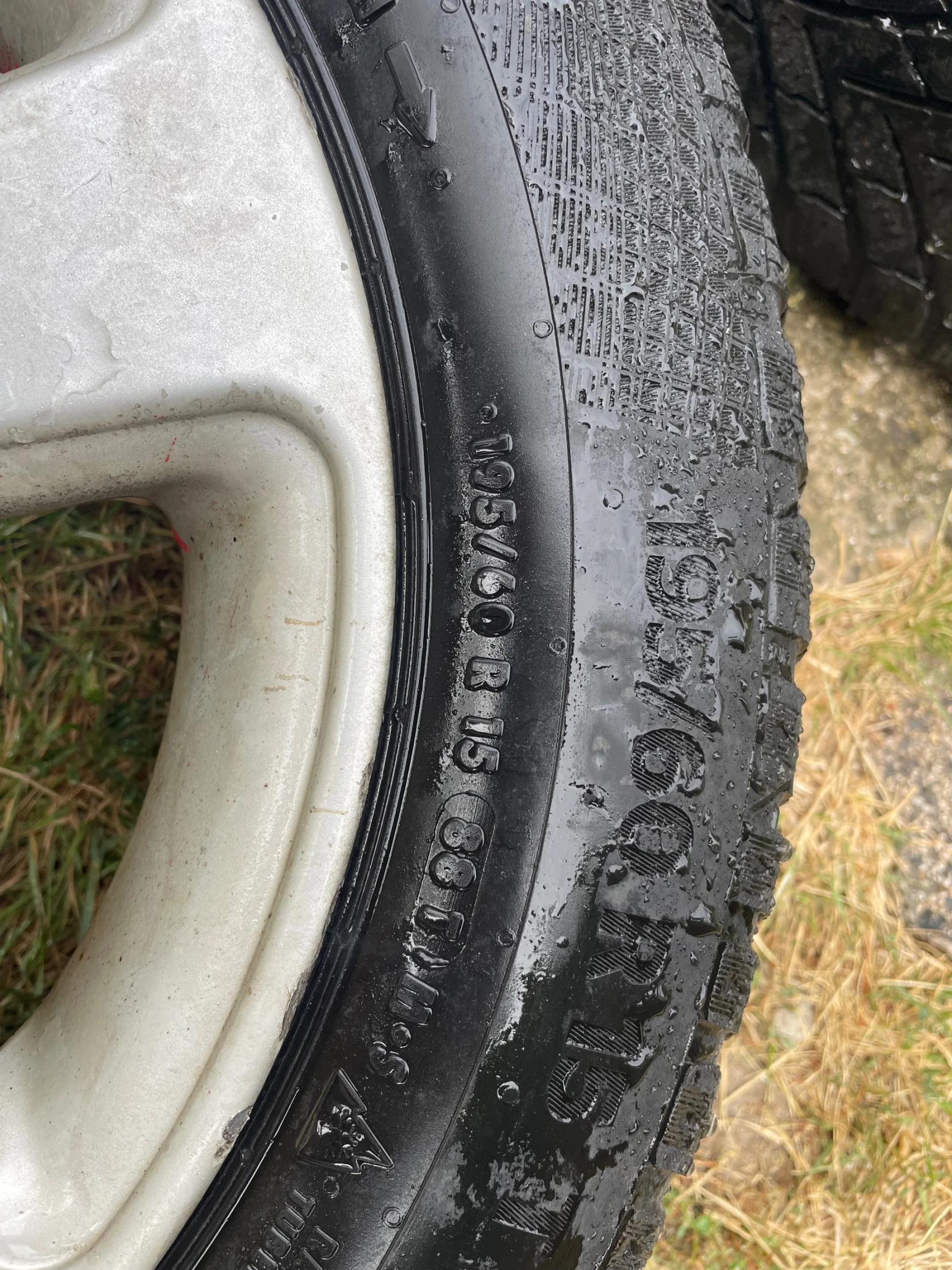 ���� � ������ 195/60R15 | Mobile.bg � ����������� 2
