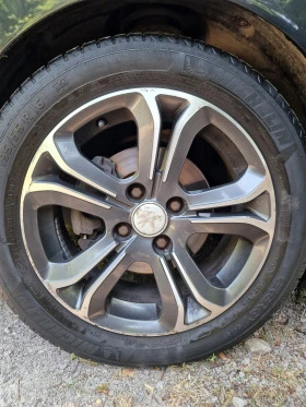 Peugeot 208, снимка 16