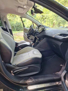 Peugeot 208, снимка 9