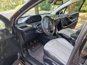 Peugeot 208, снимка 10