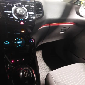 Ford Fiesta TITANIUM 1.6 TDCI, снимка 9