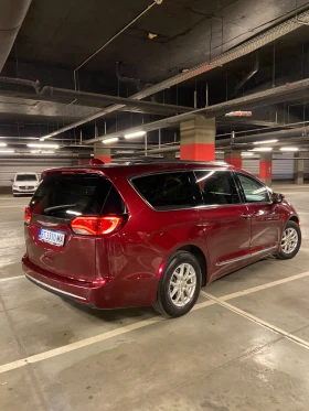 Chrysler Pacifica Уникален! 40 000км реален пробег!7-местен!, снимка 5