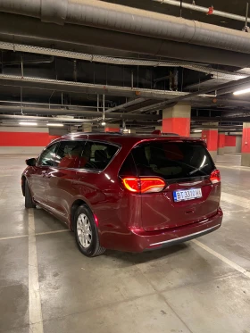 Chrysler Pacifica Уникален! 40 000км реален пробег!7-местен!, снимка 4