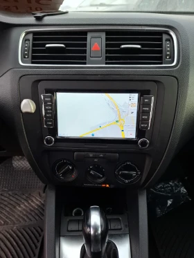 VW Jetta 2.0i Auto Navi... - 7500 € / 14668.73 лв. - 21779110 15