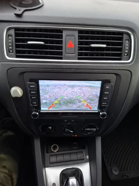 VW Jetta 2.0i Auto Navi... - 7500 € / 14668.73 лв. - 21779110 11