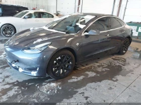 Tesla Model 3 LONG RANGE DUAL MOTOR AWD/CARFAX/ КРАЙНА ЦЕНА | Auto.bg — изображение 2