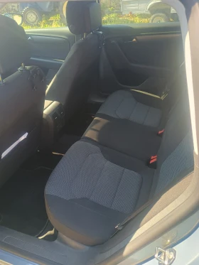 VW Passat - 7300 € / 14277.56 лв. - 17875797 9
