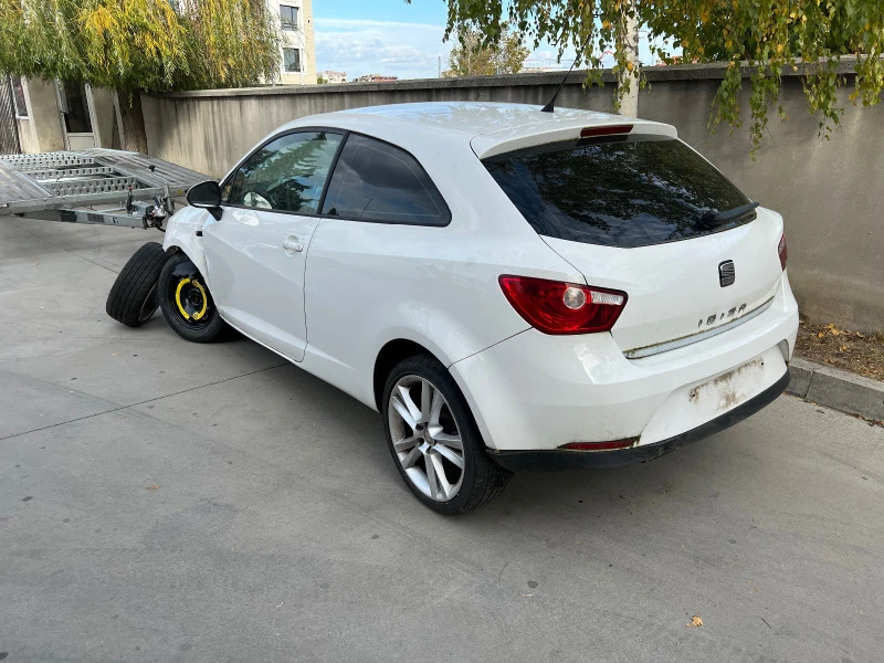 Seat Ibiza 1.6, снимка 2 - Автомобили и джипове - 38530709