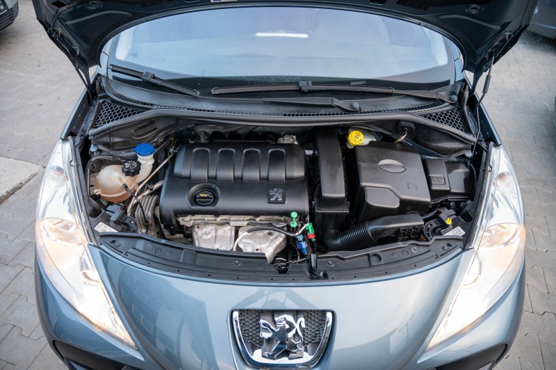 Peugeot 207 1.4i*бензин, снимка 16 - Автомобили и джипове - 44718787