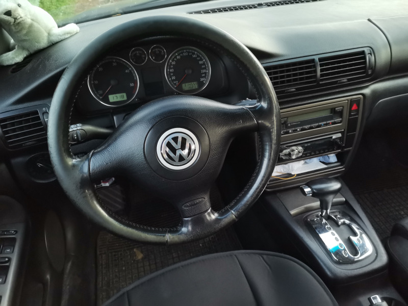 VW Passat 1.9PD, снимка 5 - Автомобили и джипове - 45926086