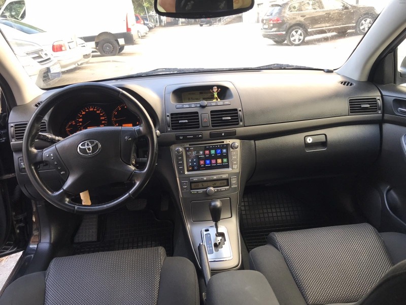 Toyota Avensis 1.8, снимка 9 - Автомобили и джипове - 46175454