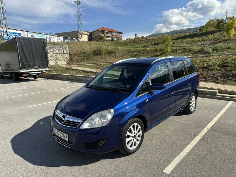 Opel Zafira 1.6 Turbo, снимка 2 - Автомобили и джипове - 47568056