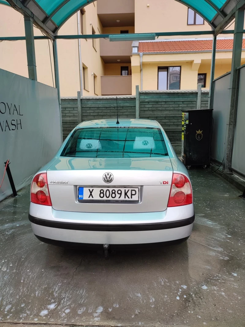 VW Passat 1.9 TDI, снимка 6 - Автомобили и джипове - 48627416