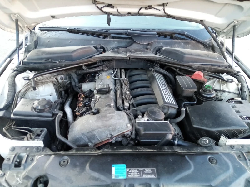 BMW 525, снимка 6 - Автомобили и джипове - 52167616