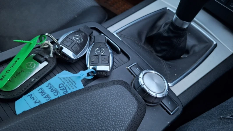 Mercedes-Benz C 220 CDI om651, снимка 17 - Автомобили и джипове - 51919089
