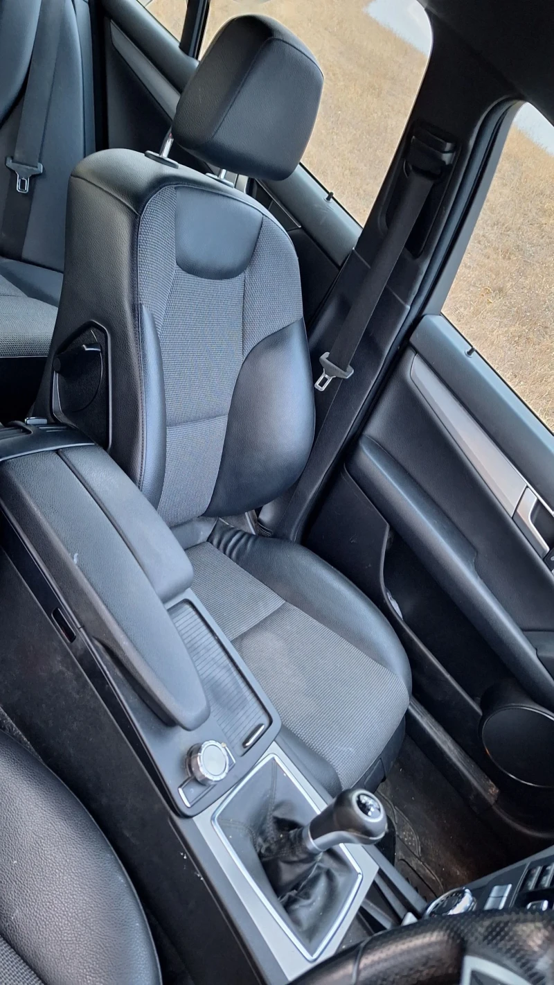 Mercedes-Benz C 220 CDI om651, снимка 14 - Автомобили и джипове - 51919089
