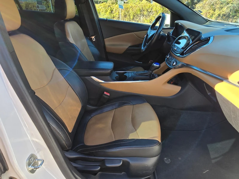 Chevrolet Volt Premier/ Plug-In Хибрид/Лизинг, снимка 12 - Автомобили и джипове - 52227129